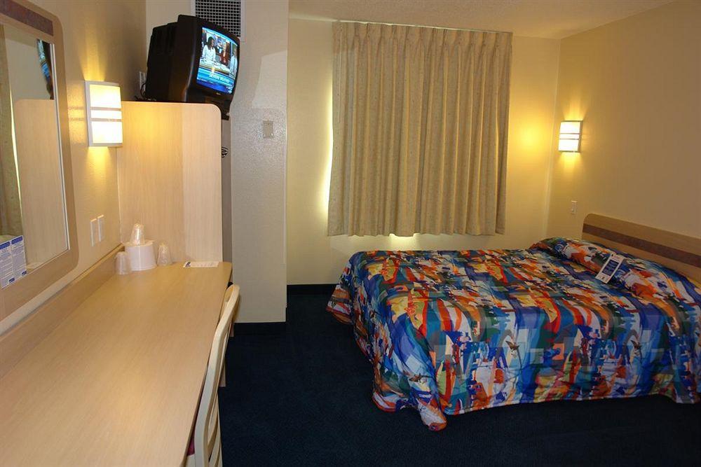 Motel 6-Portsmouth, Nh Exterior photo