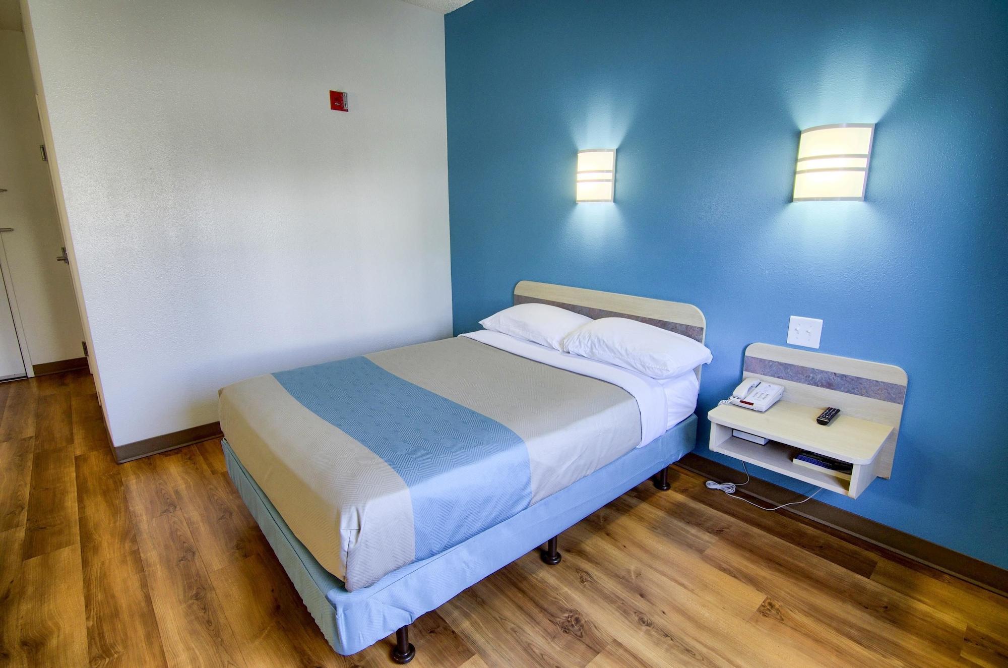 Motel 6-Portsmouth, Nh Exterior photo